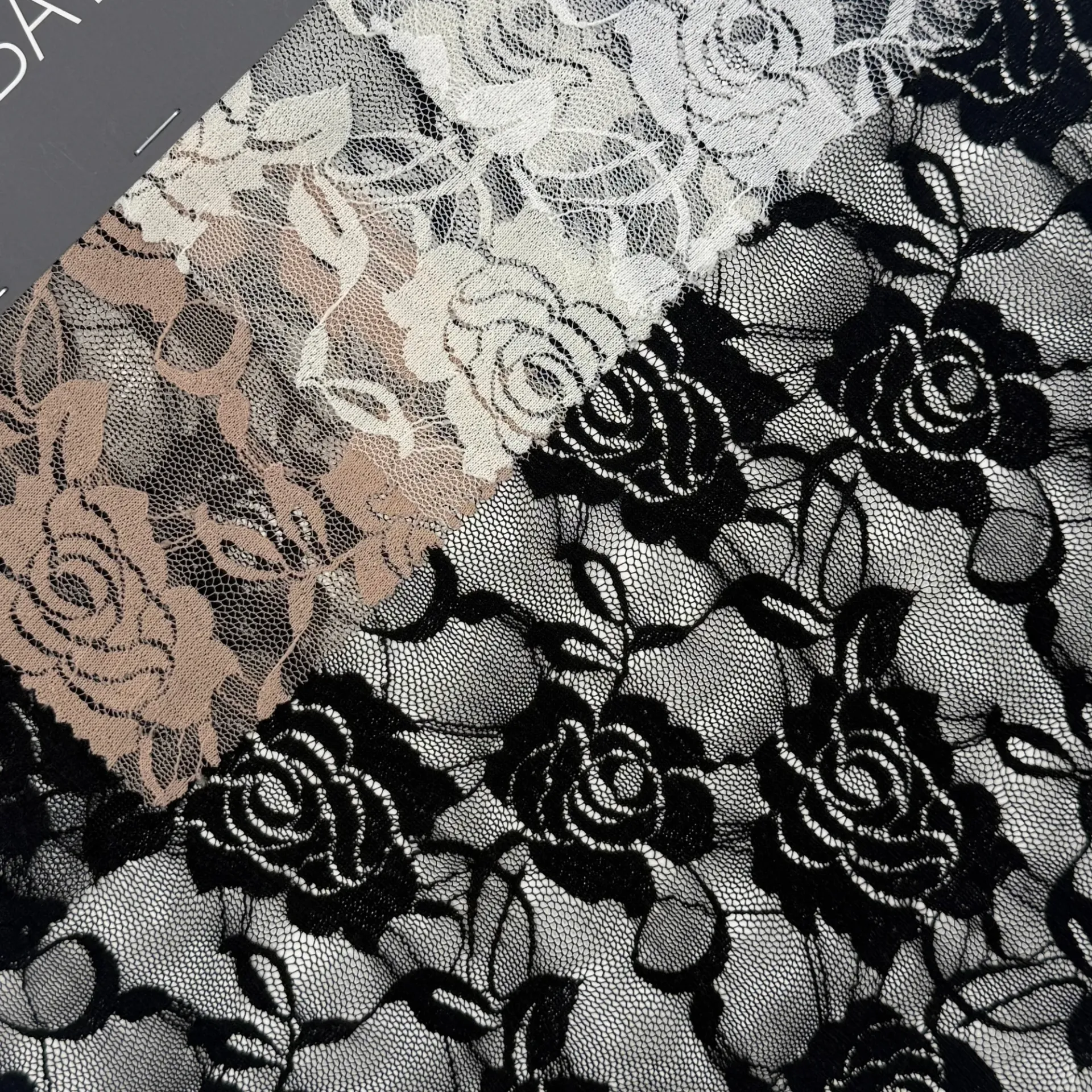 Romance Bloom Lace (Black)