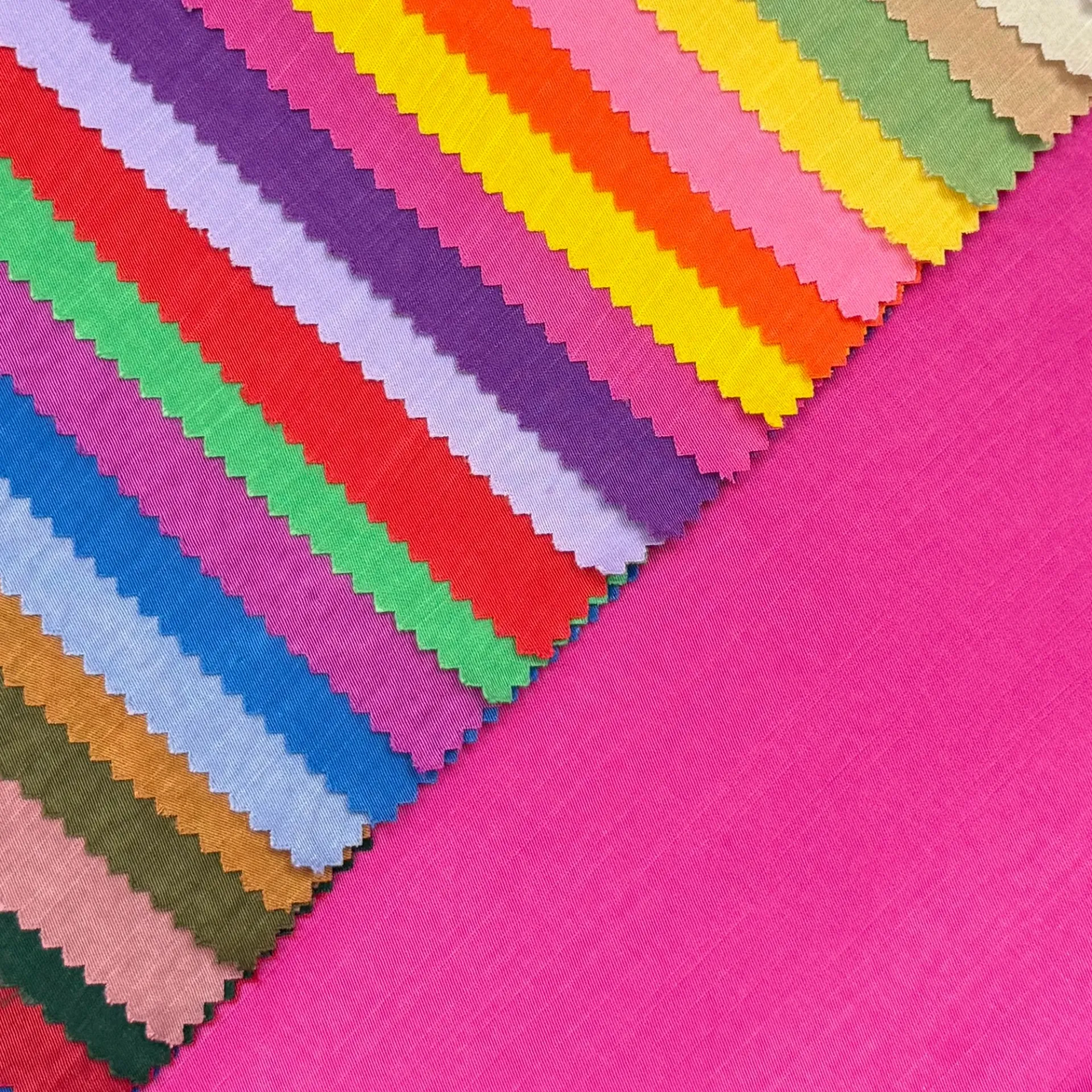 Lumiere Satin (Black)