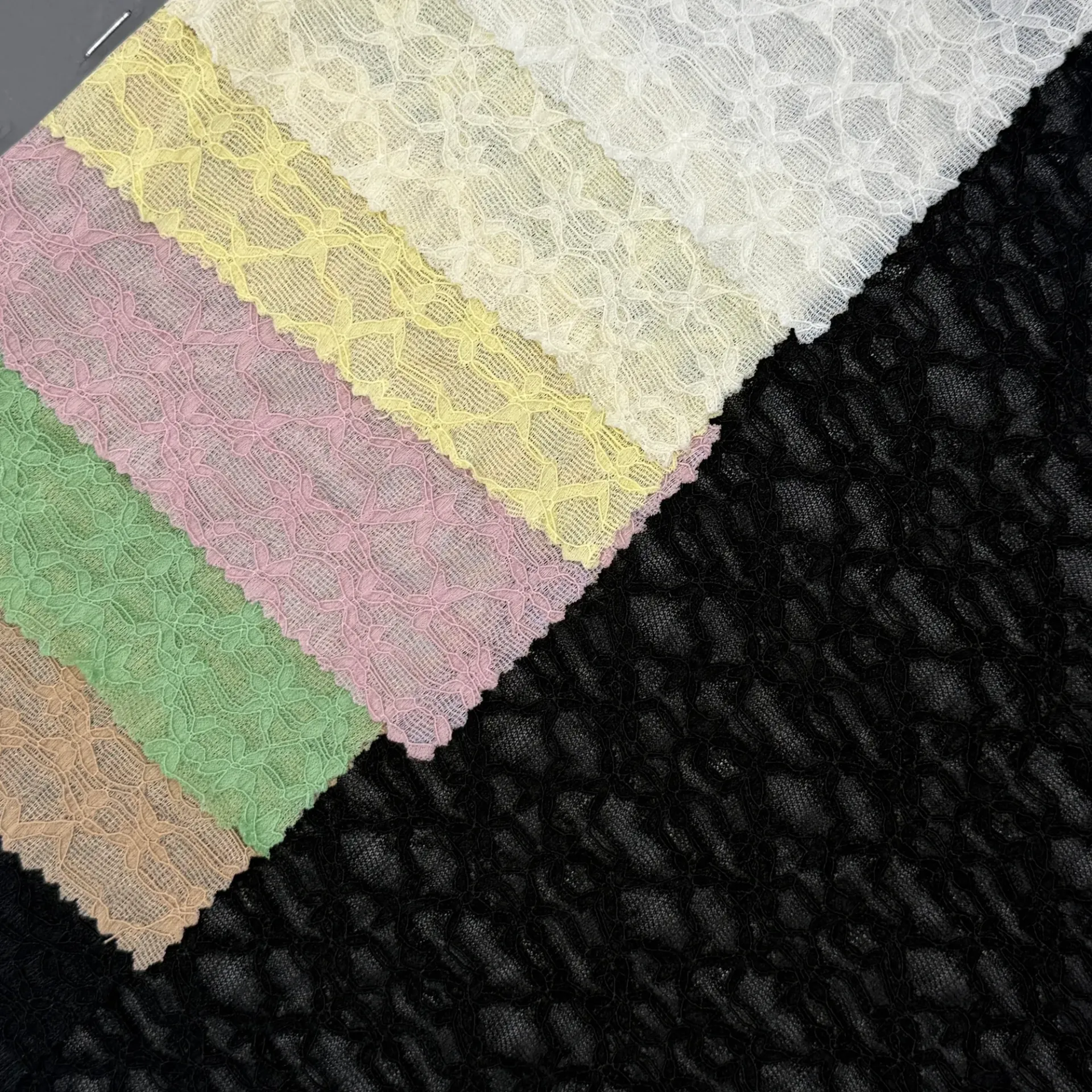 Soft Blossom Lace (Black)