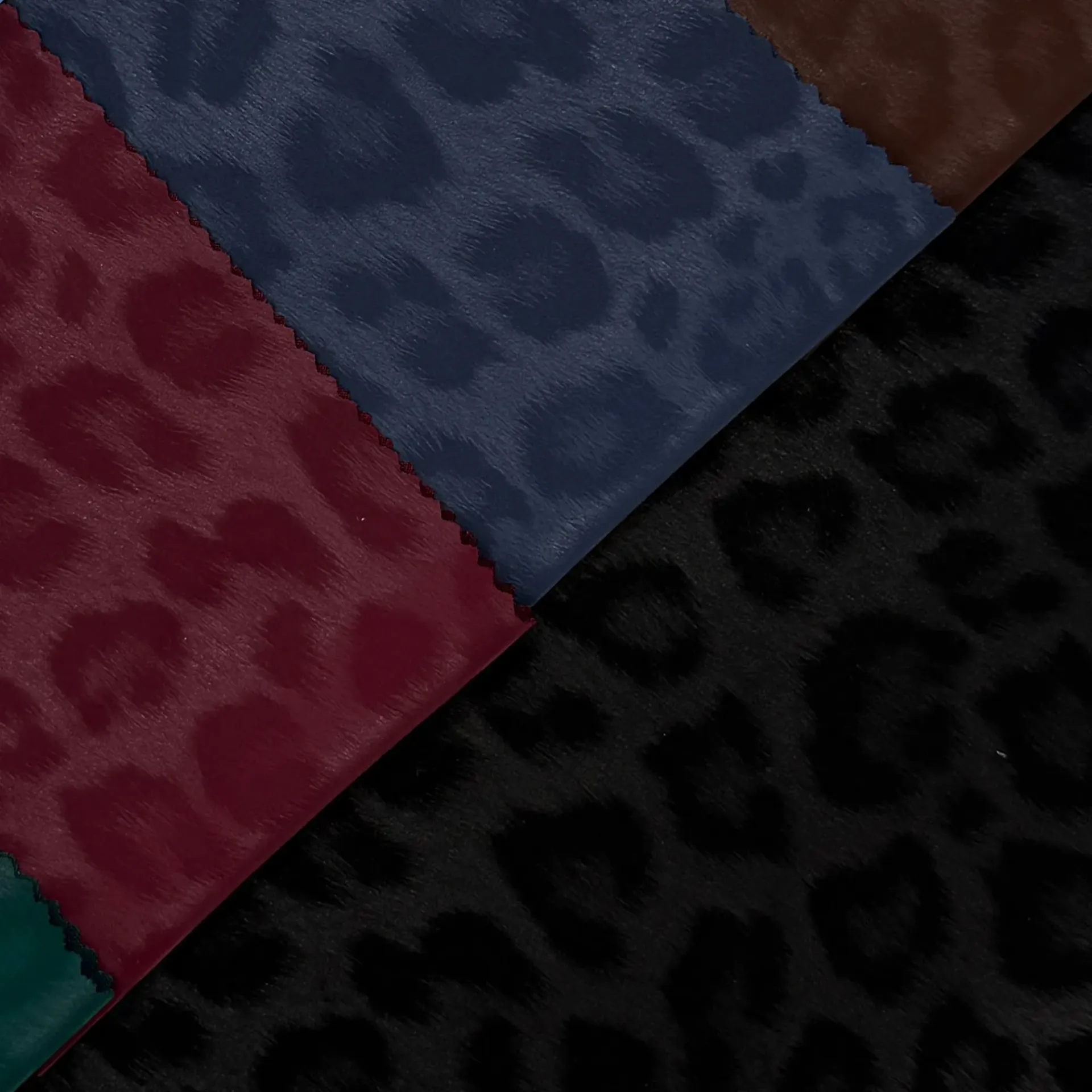 Leopard Stretch PU