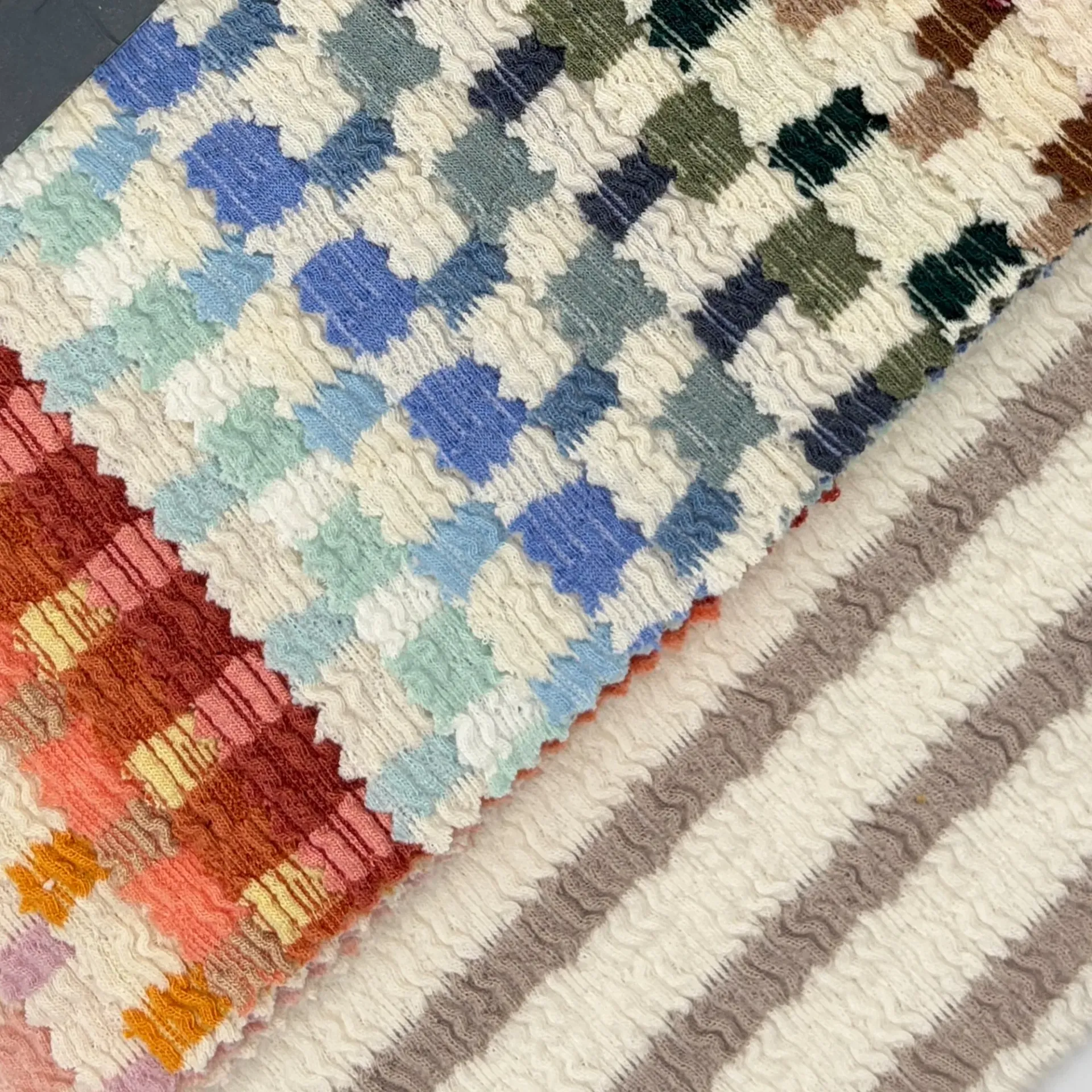 Classic Crinkle Stripe