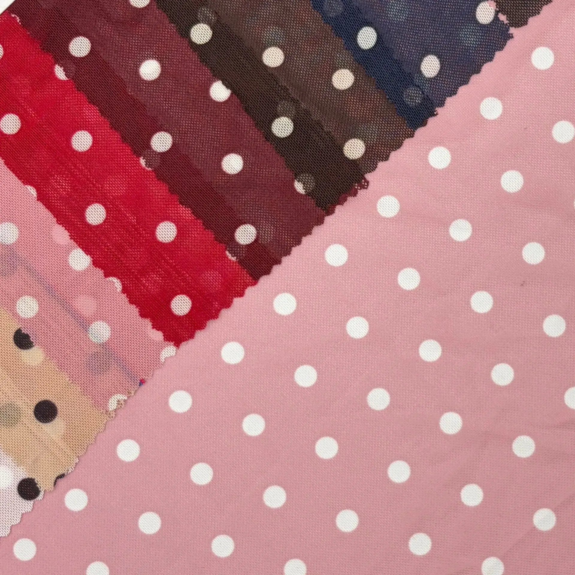 Bold Dots Mesh