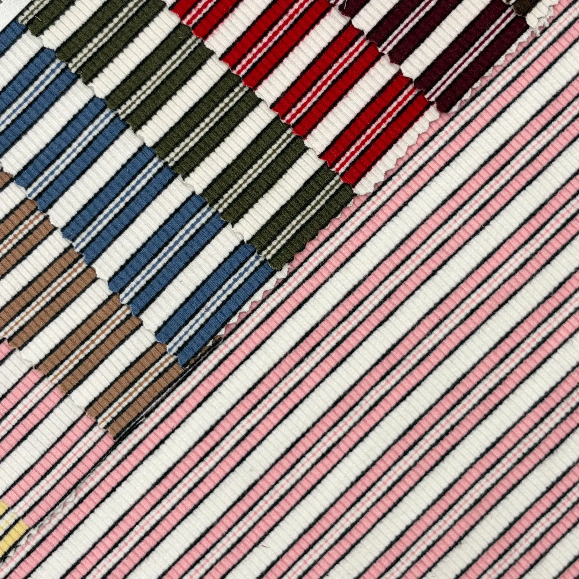 Zenith Rib Stripe (Brown)