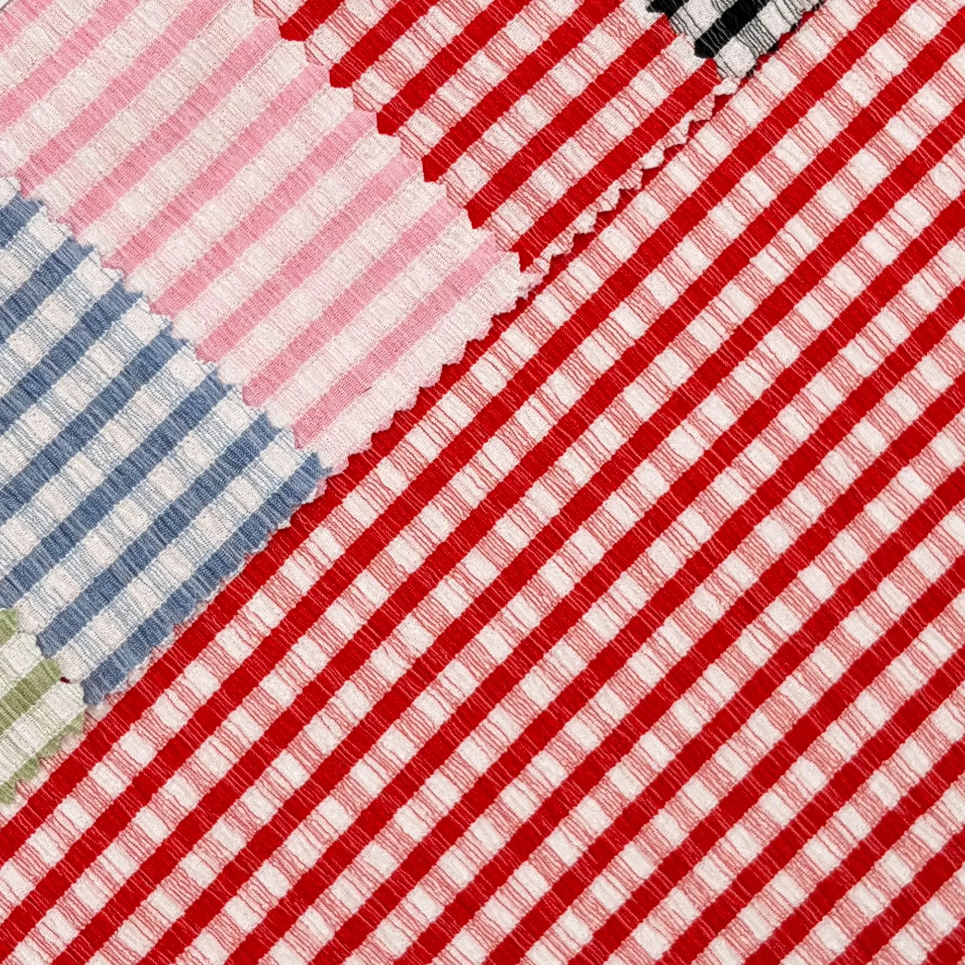 Fine Seersucker Stripe (Black)