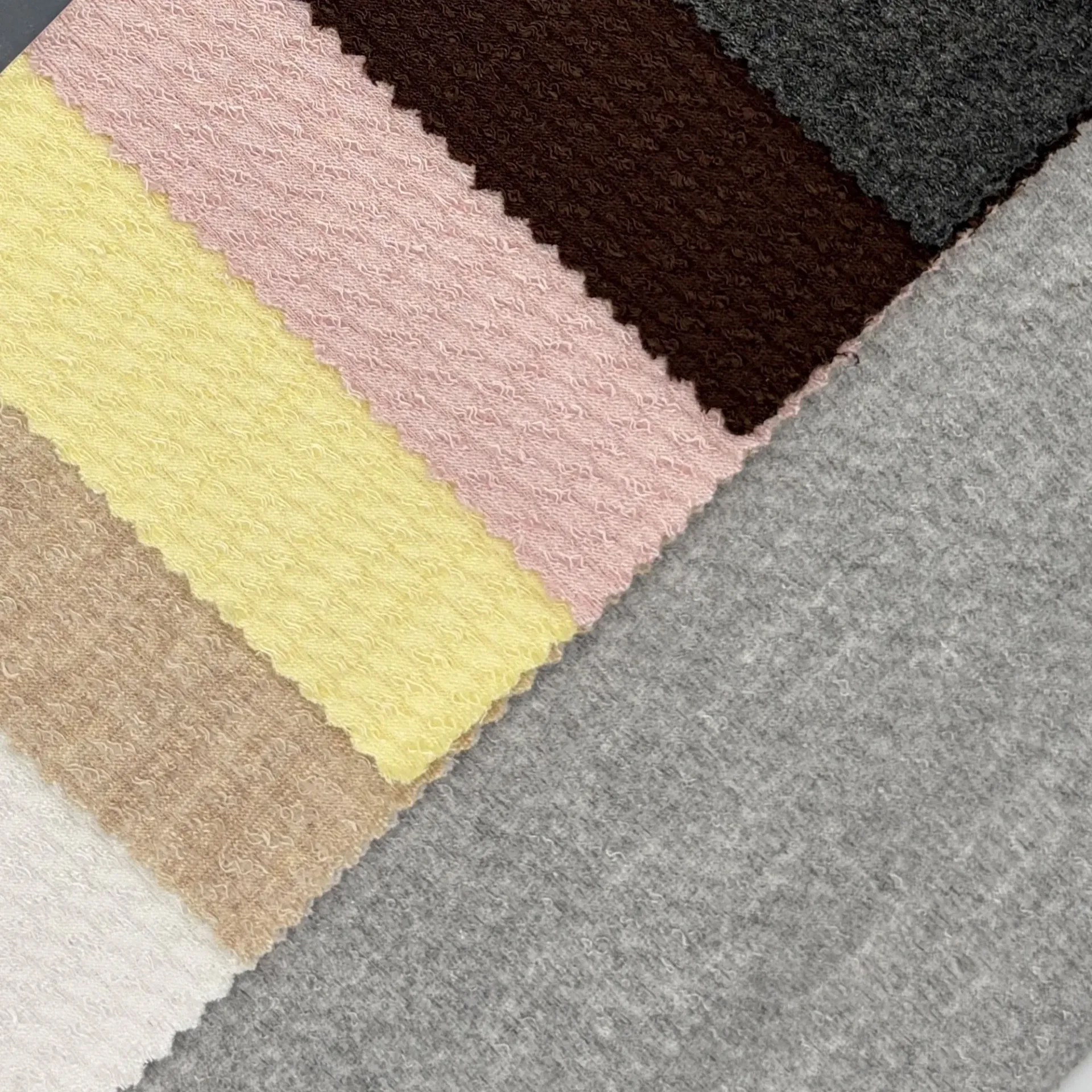 Quilt Pebble Rib