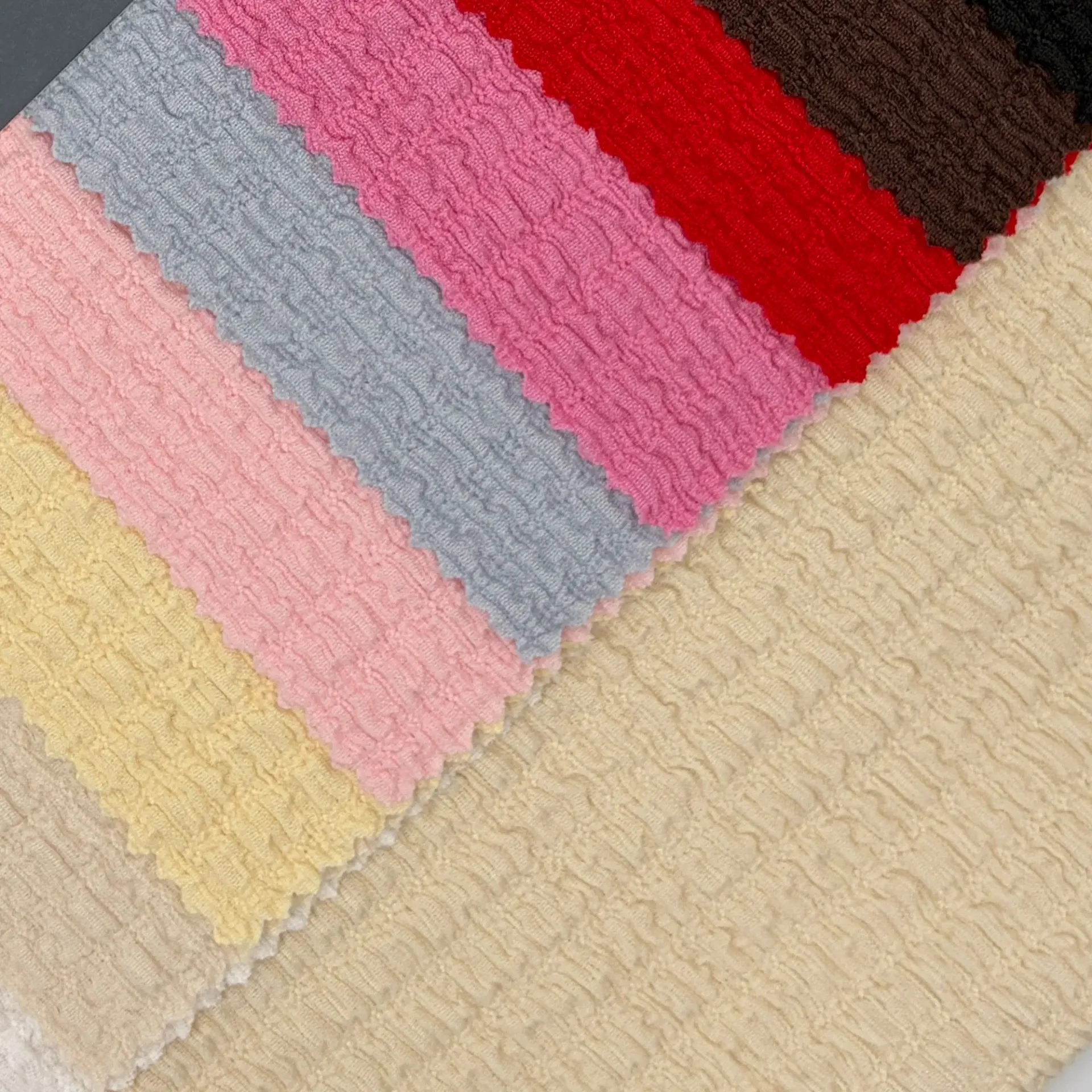 Ripple Crinkle Knit (Black)