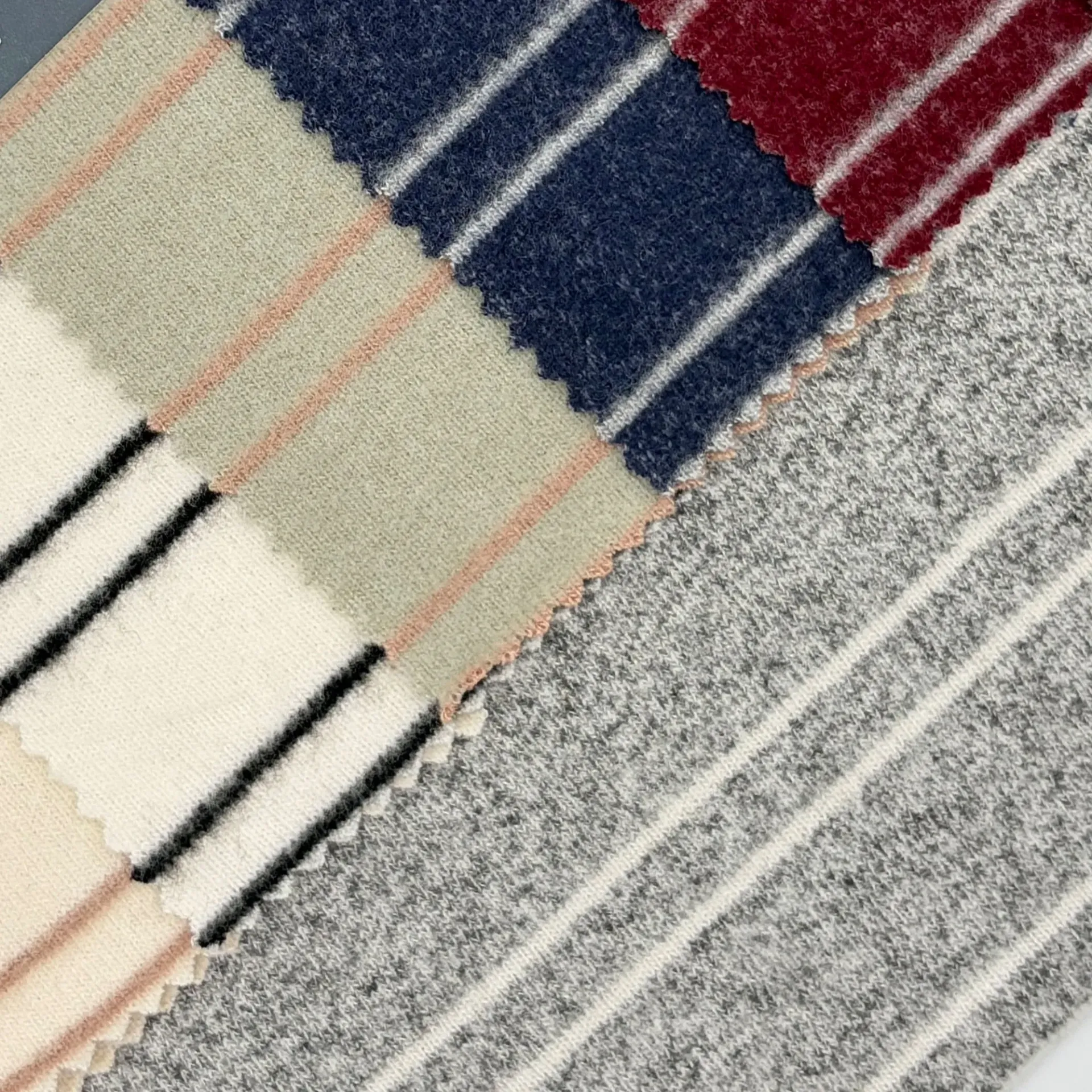 Cashmere Double Stripe (Off White/Black)